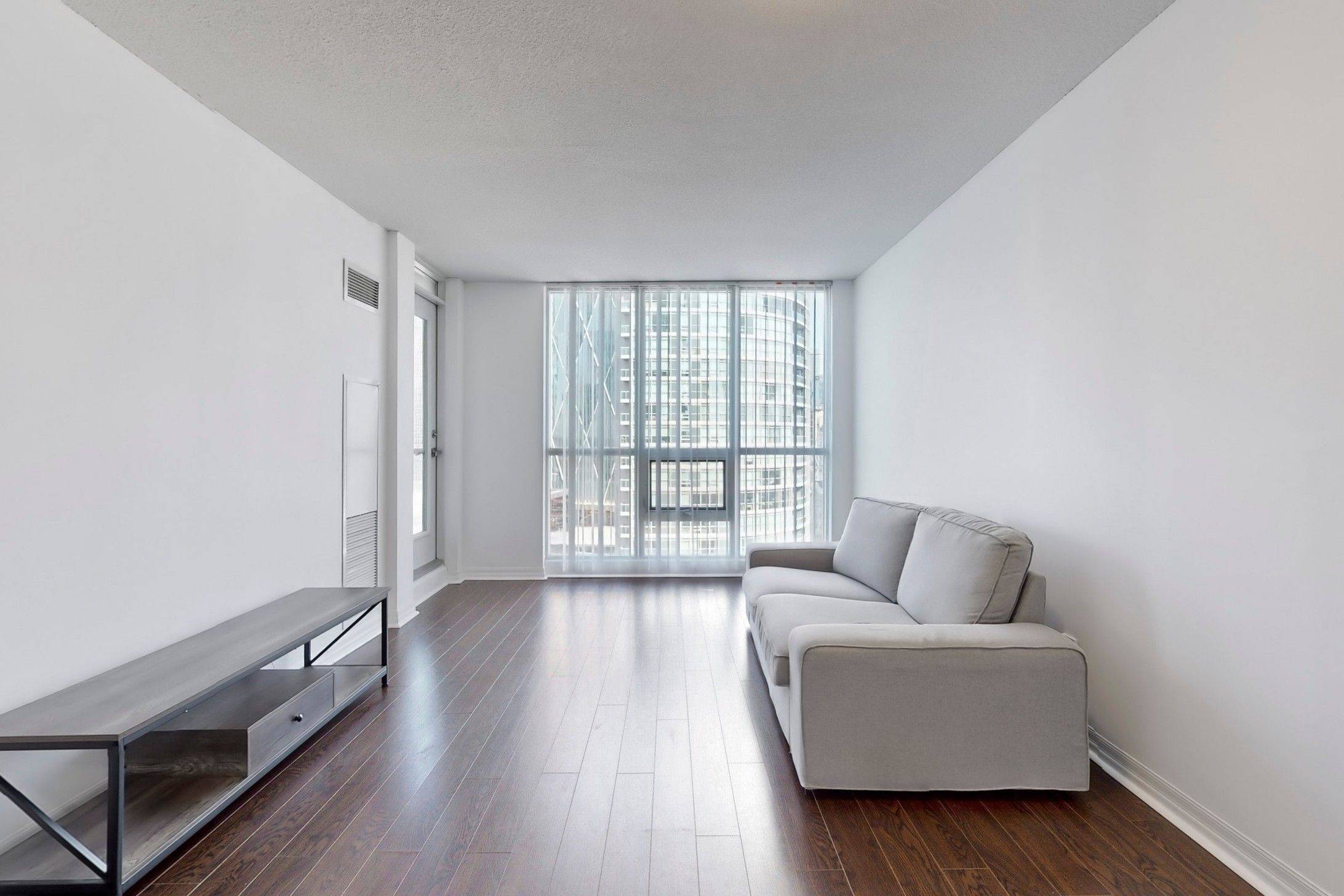 Toronto C01, ON M5E 2A1,16 Yonge ST #1904