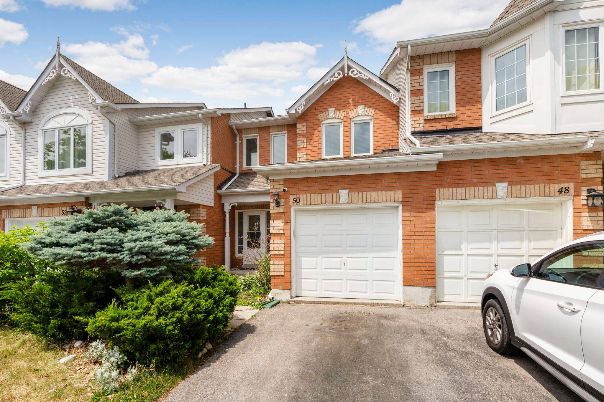 50 Wilkins CRES, Clarington, ON L1E 3B6