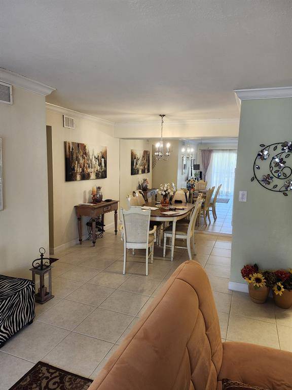 Oakland Park, FL 33309,Address not disclosed