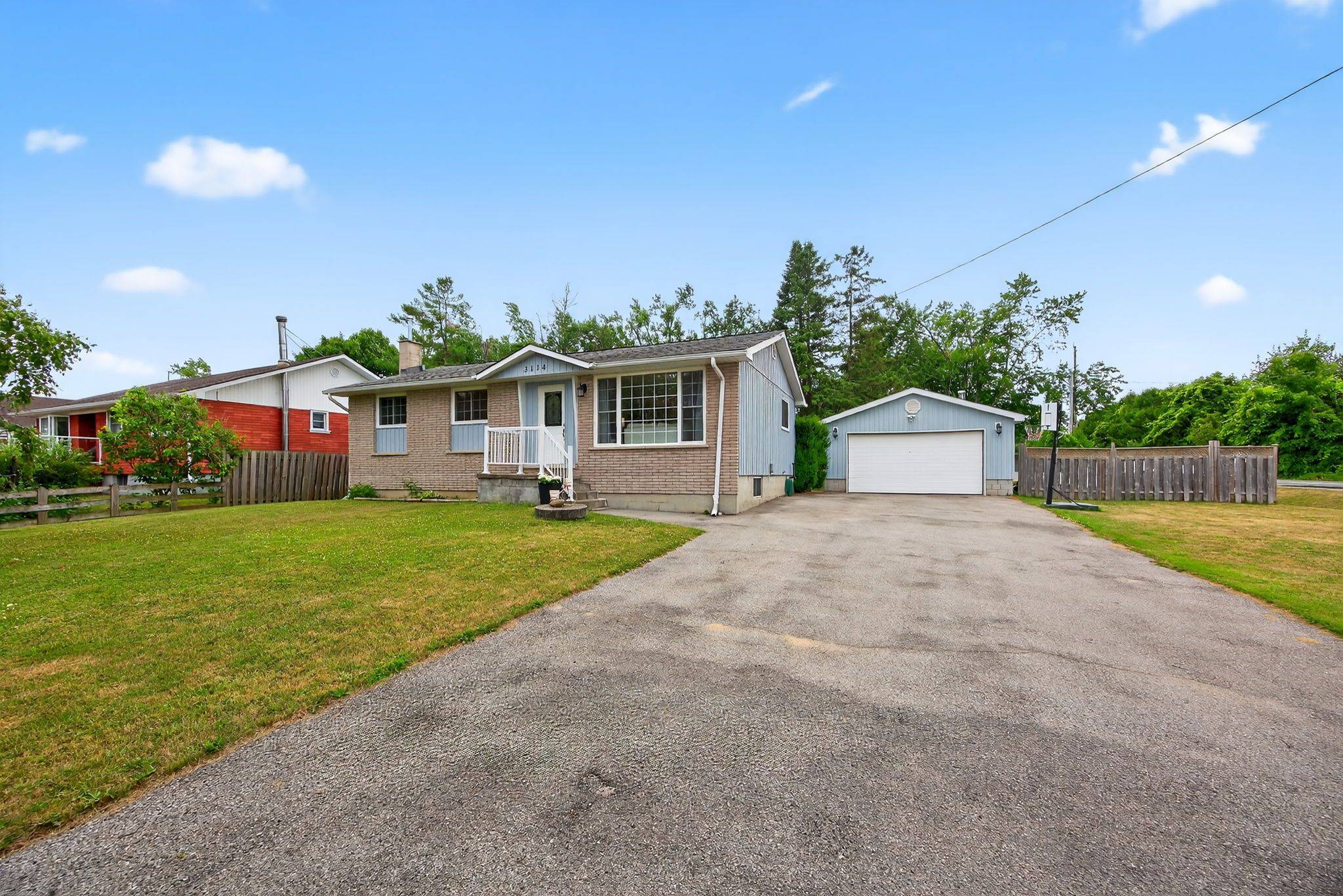 3114 Poplar RD, Innisfil, ON L9S 2J9