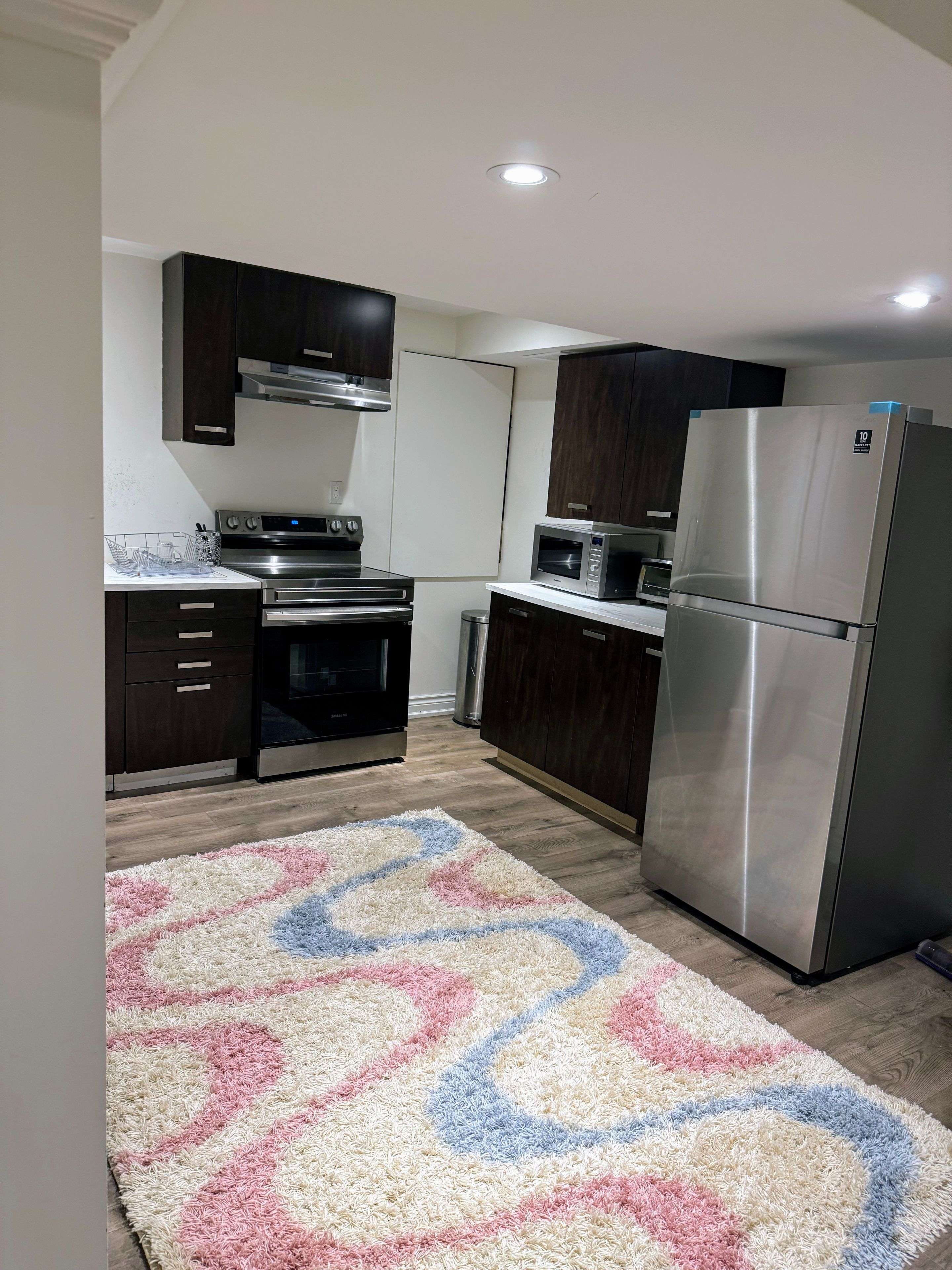 334 Hewitt CIR, Newmarket, ON L3X 2H1