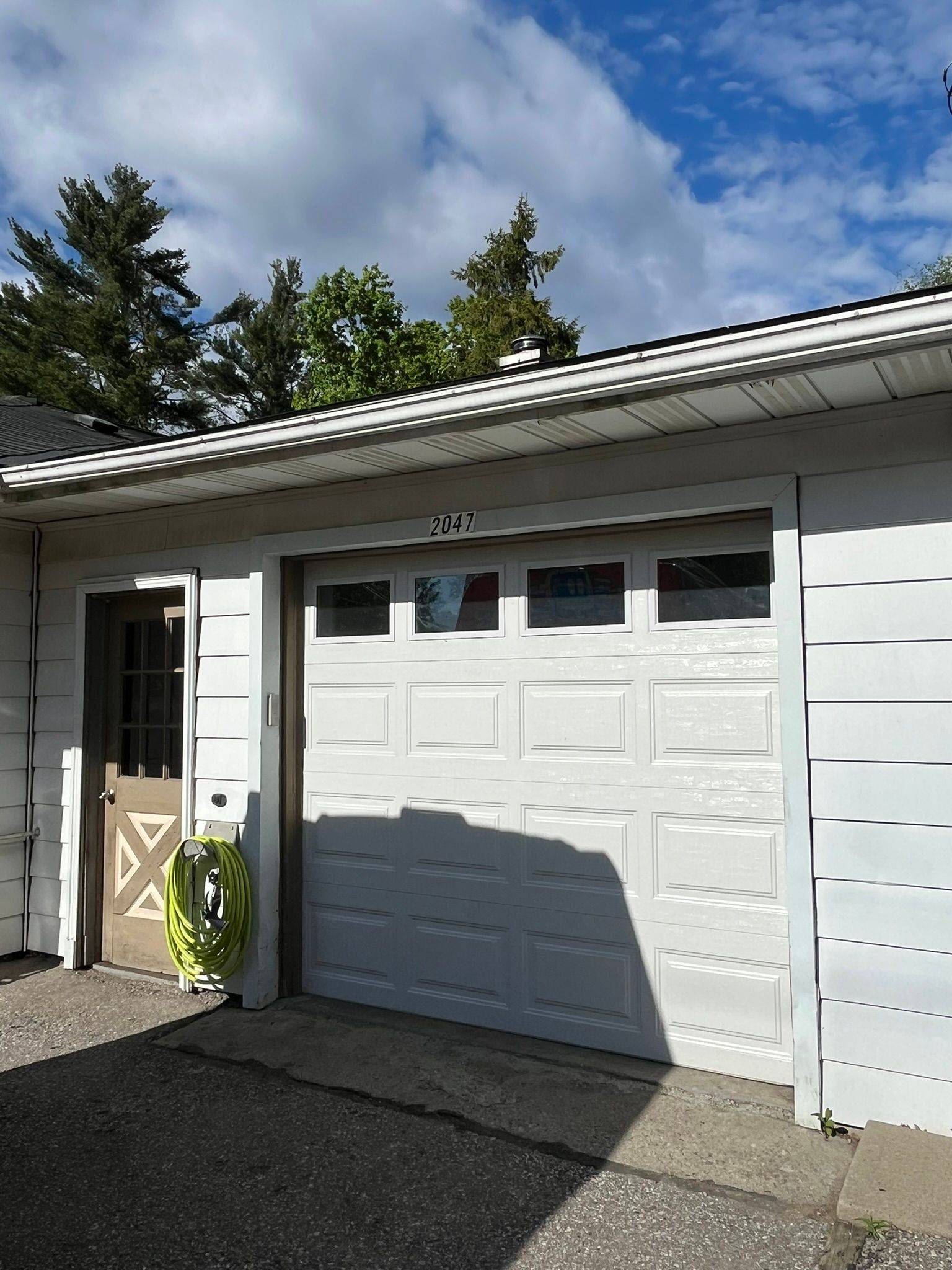 Innisfil, ON L9S 1Z1,2047 Inglewood DR