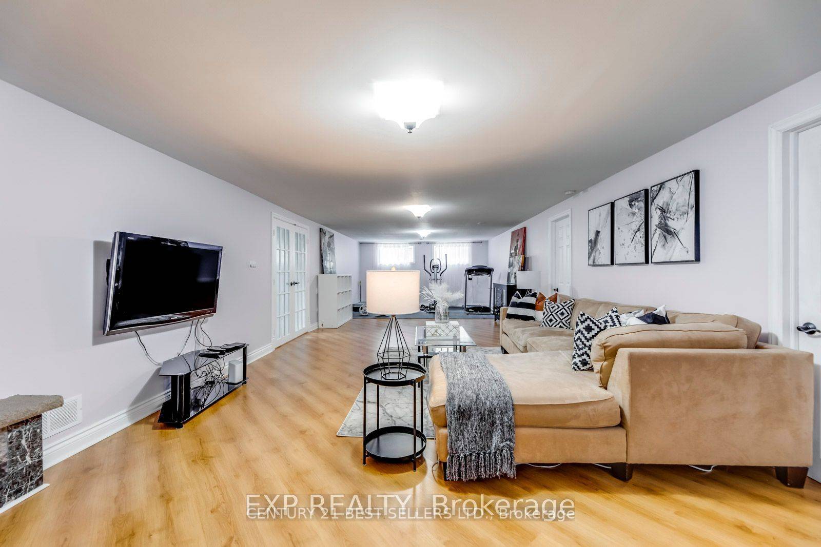 Mississauga, ON L5N 1K1,12 Bowshelm CT