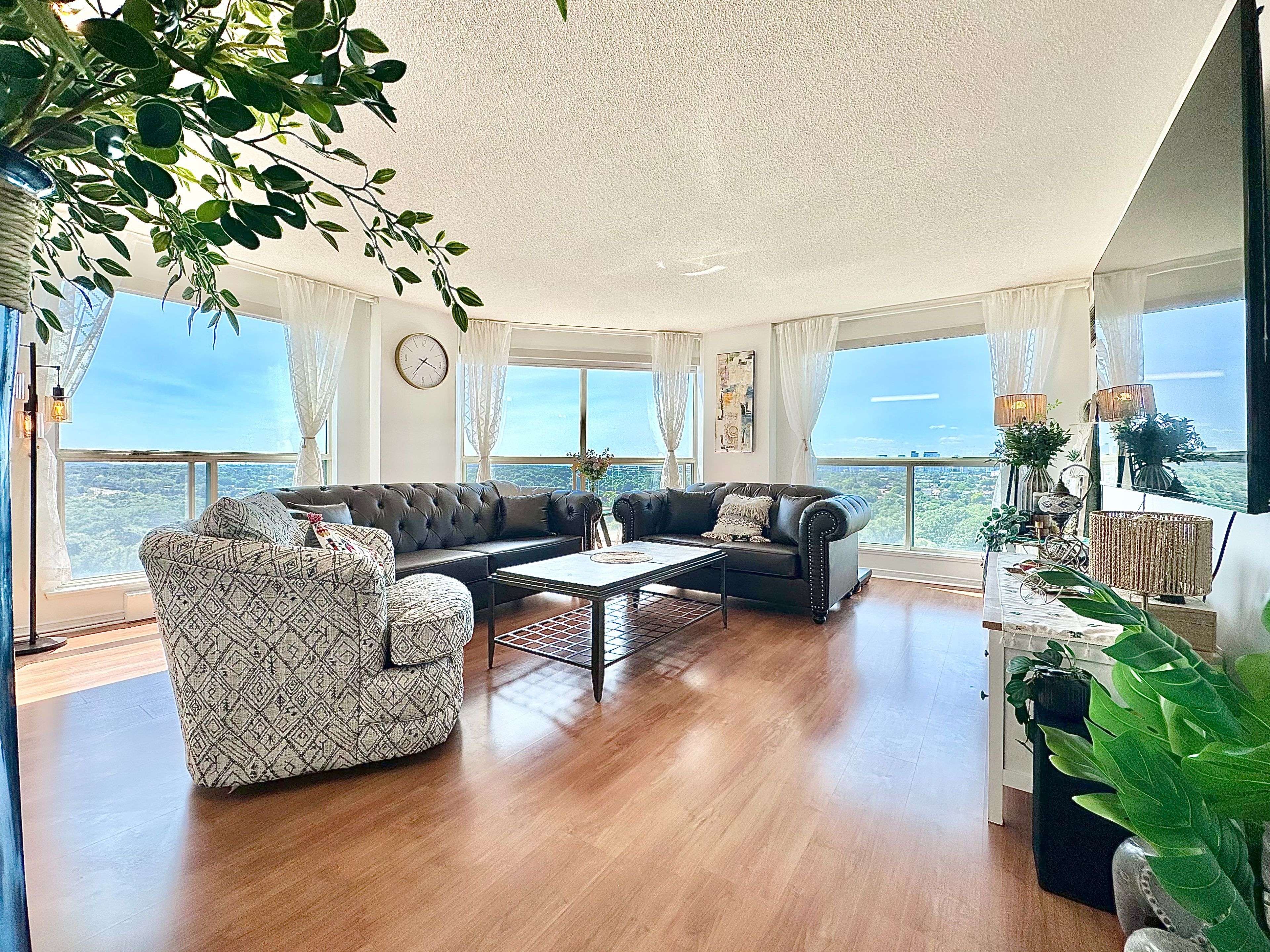 2155 Burnhamthorpe RD W #1709, Mississauga, ON L5L 5P4