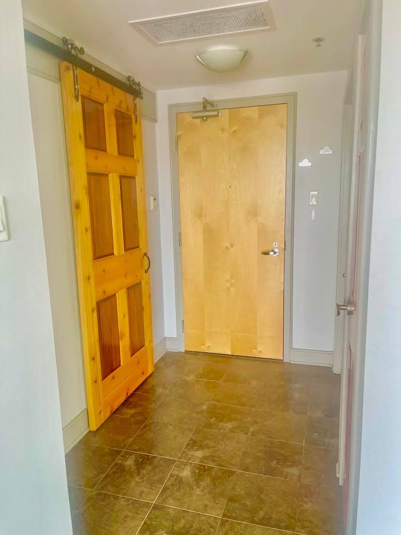 West Centre Town, ON K1R 0A8,300 A LETT ST #316