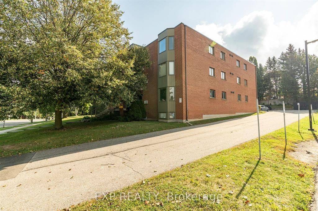 Waterloo, ON N2L 1W7,401 Erb ST W #101