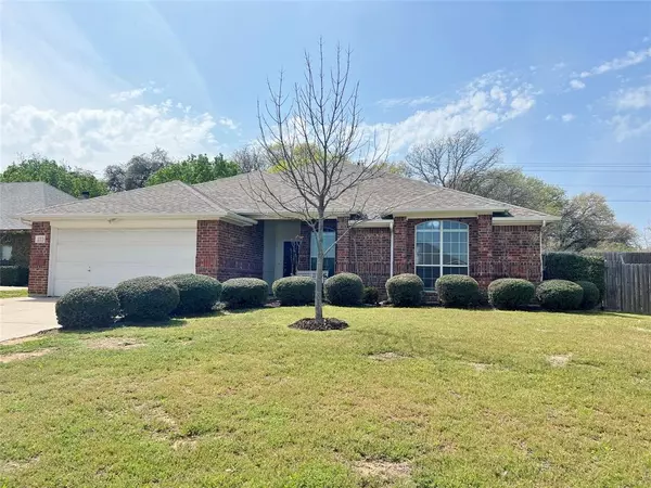 233 Wellington Trail, Weatherford, TX 76085