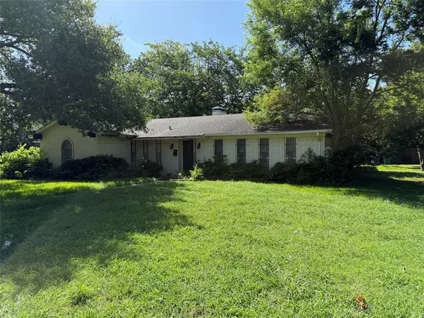 Waxahachie, TX 75165,107 Dartmouth Drive