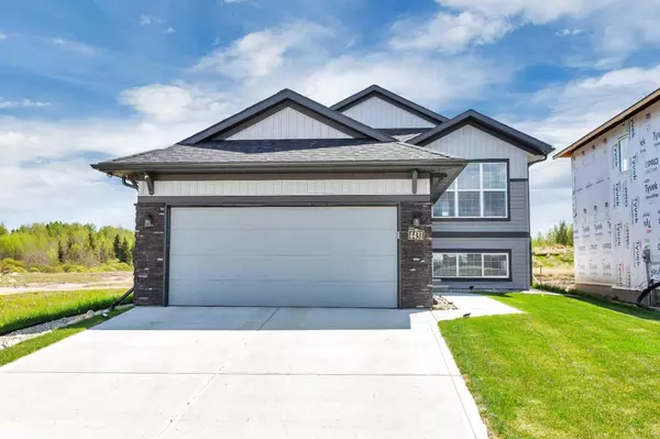 4431 53 ST, Rocky Mountain House, AB T4T 0C3