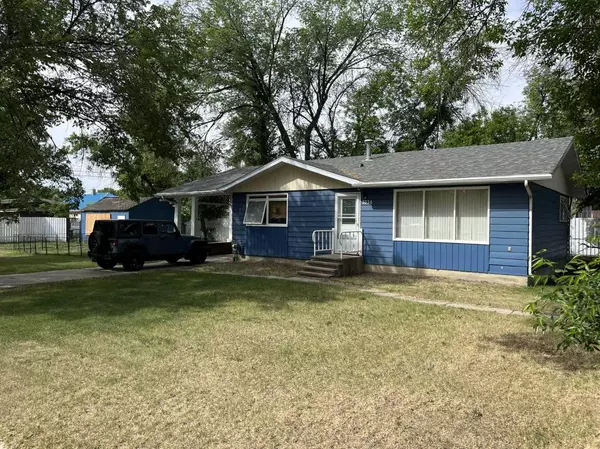 5334 45 AVE, Taber, AB T0K 2G0