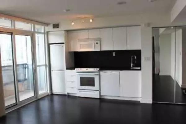 Toronto C01, ON M5V 4B3,10 Capreol CT #1801