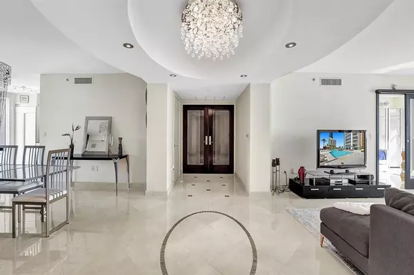 Sunny Isles Beach, FL 33160,18911 COLLINS AVE #2706
