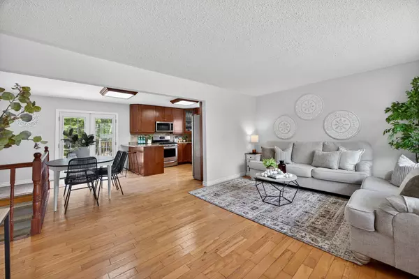 Innisfil, ON L9S 2J9,3114 Poplar RD