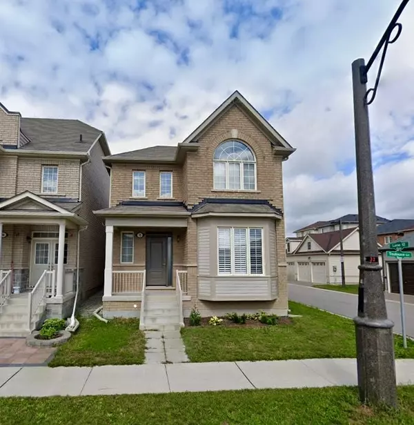 Markham, ON L6B 1J5,32 Toulouse CT #Coach