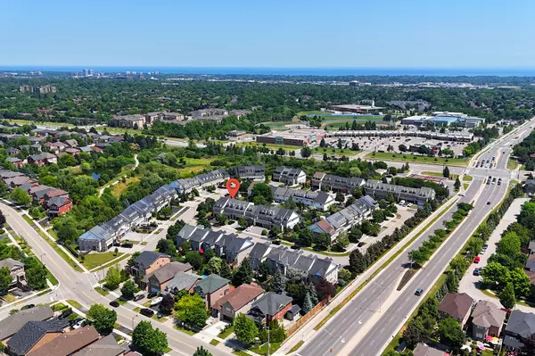Oakville, ON L6M 3R7,2048 White Dove CIR