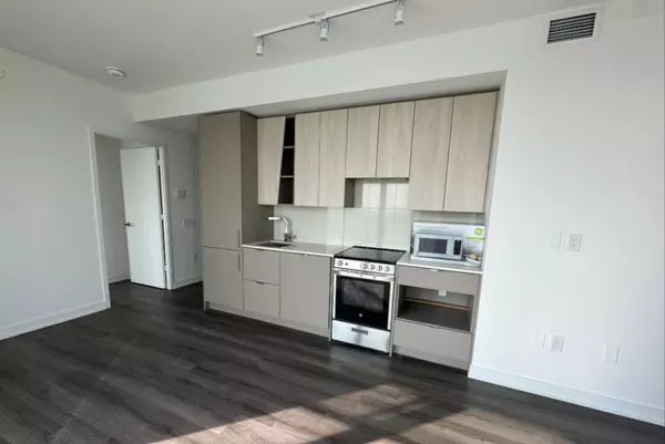 Mississauga, ON L5B 0M4,3883 Quartz RD #4109