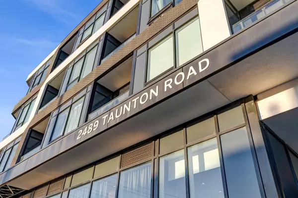 Oakville, ON L6H 0G3,2489 Taunton RD #109