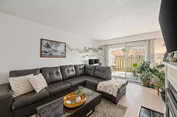 London East, ON N5Y 1Z9,61 Arbour Glen CRES