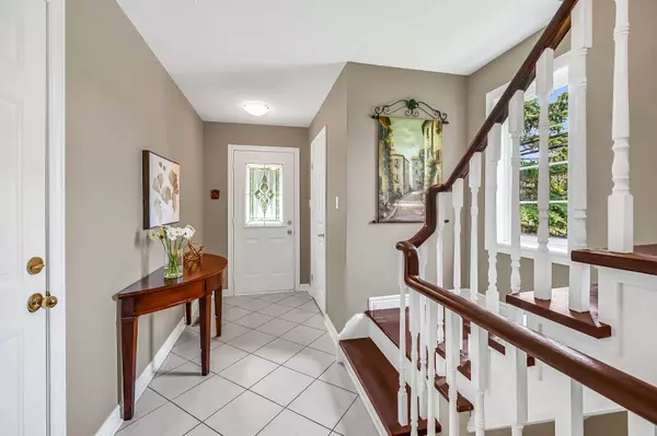 Hamilton, ON L9H 7A6,31 Moss BLVD #Unit 30