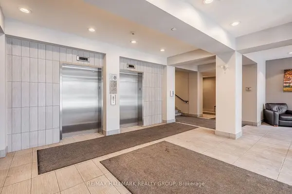 Dows Lake - Civic Hospital And Area, ON K1S 5A4,808 Bronson AVE #114