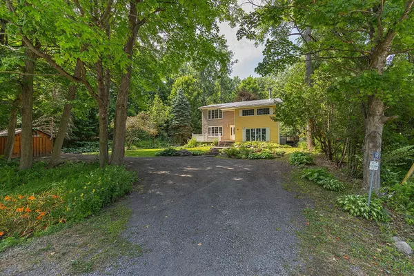 Leeds And The Thousand Islands, ON K0E 1R0,68 Old River RD W