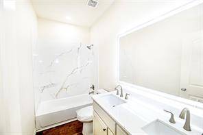 Nocona, TX 76255,205 W Cherry