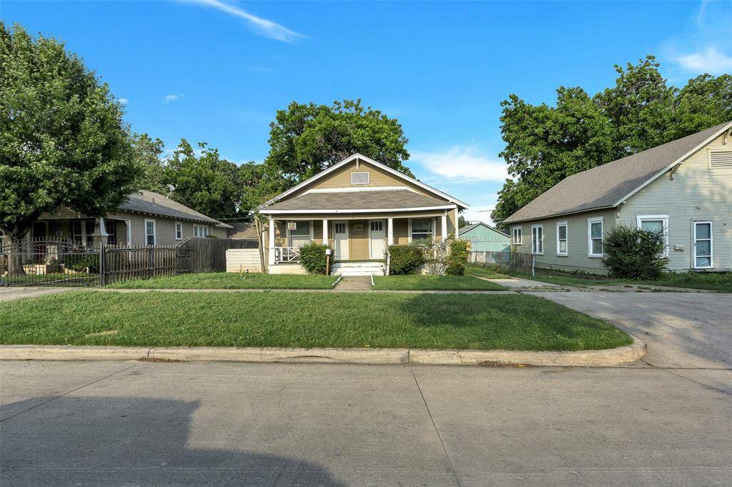 2416 Lincoln Avenue, Fort Worth, TX 76164