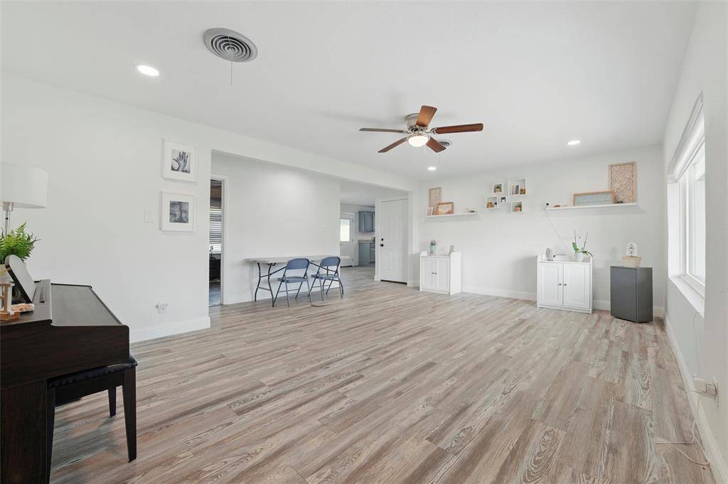 421 E Tarrant Road, Grand Prairie, TX 75050