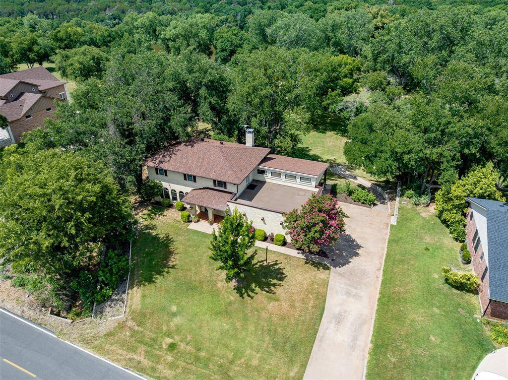 Granbury, TX 76049,9304 Bellechase Road