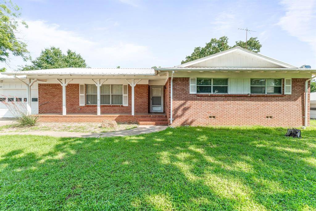 Glen Rose, TX 76043,1007 College Avenue