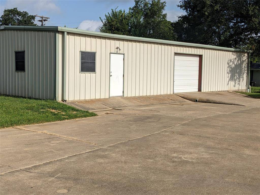 Athens, TX 75751,810 Lucas Drive