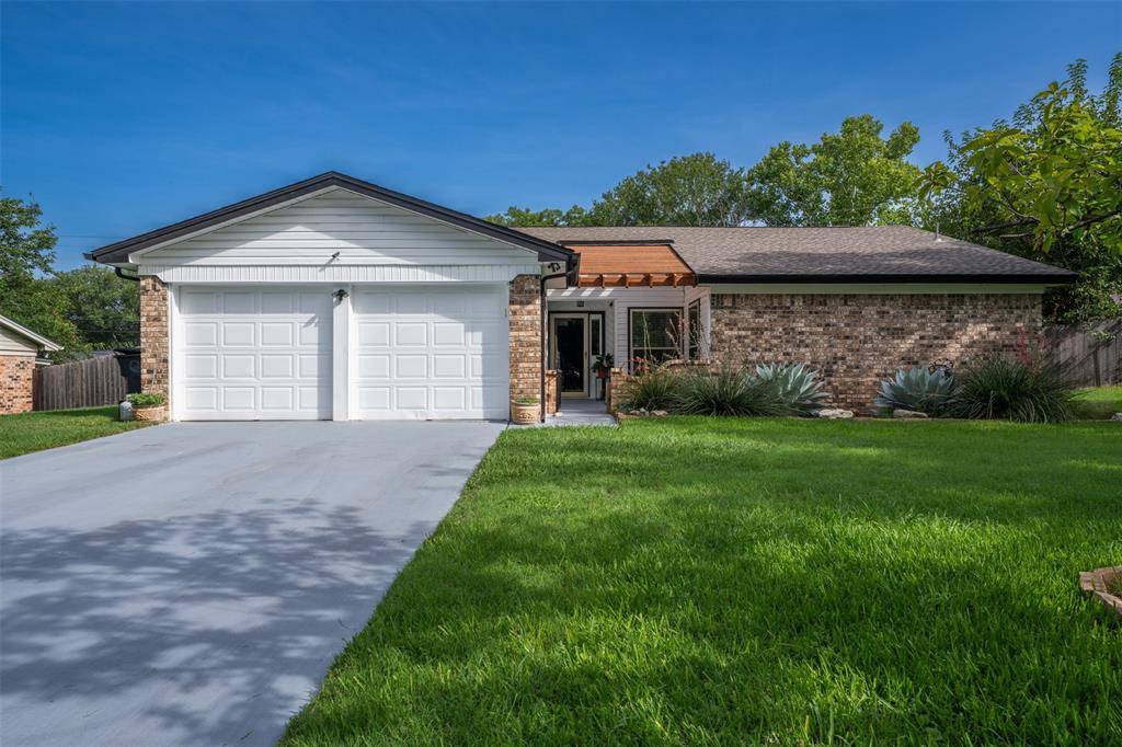 Cleburne, TX 76033,1302 Hemphill Drive