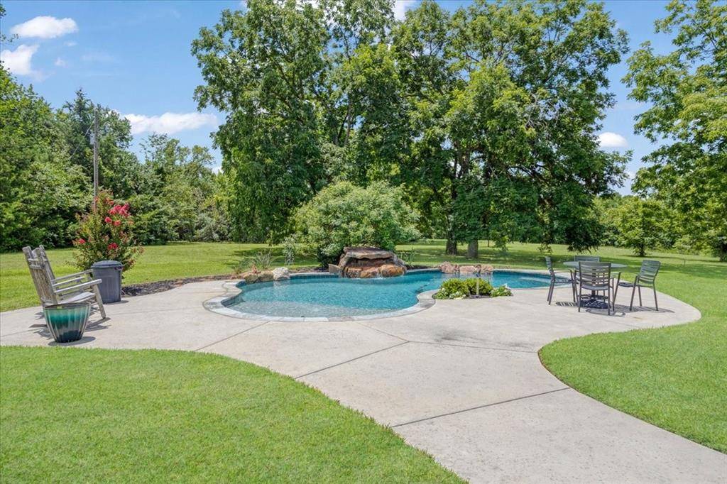 Bonham, TX 75418,474 County Road 1505