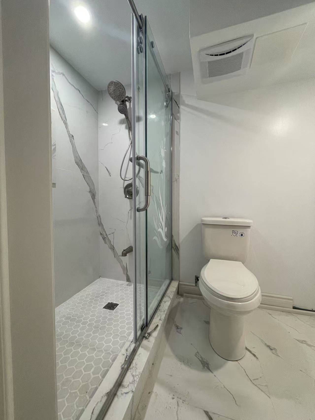 Toronto C06, ON M3H 2W5,17 Brett AVE #BASEMENT