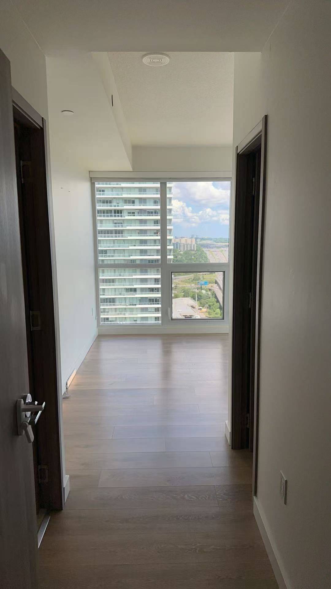 Toronto C15, ON M2K 0H1,85 Mcmahon DR #2902