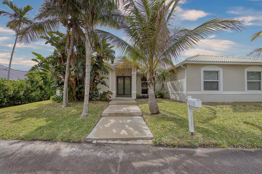 1 Kepner Dr, Boynton Beach, FL 33435