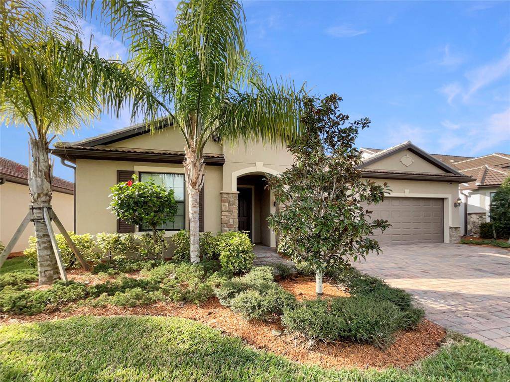 744 SE Villandry Way, Port St Lucie, FL 34984
