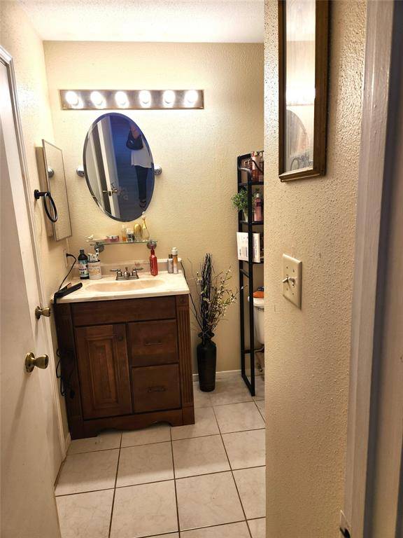 Oakland Park, FL 33309,2321 NW 33rd St #207