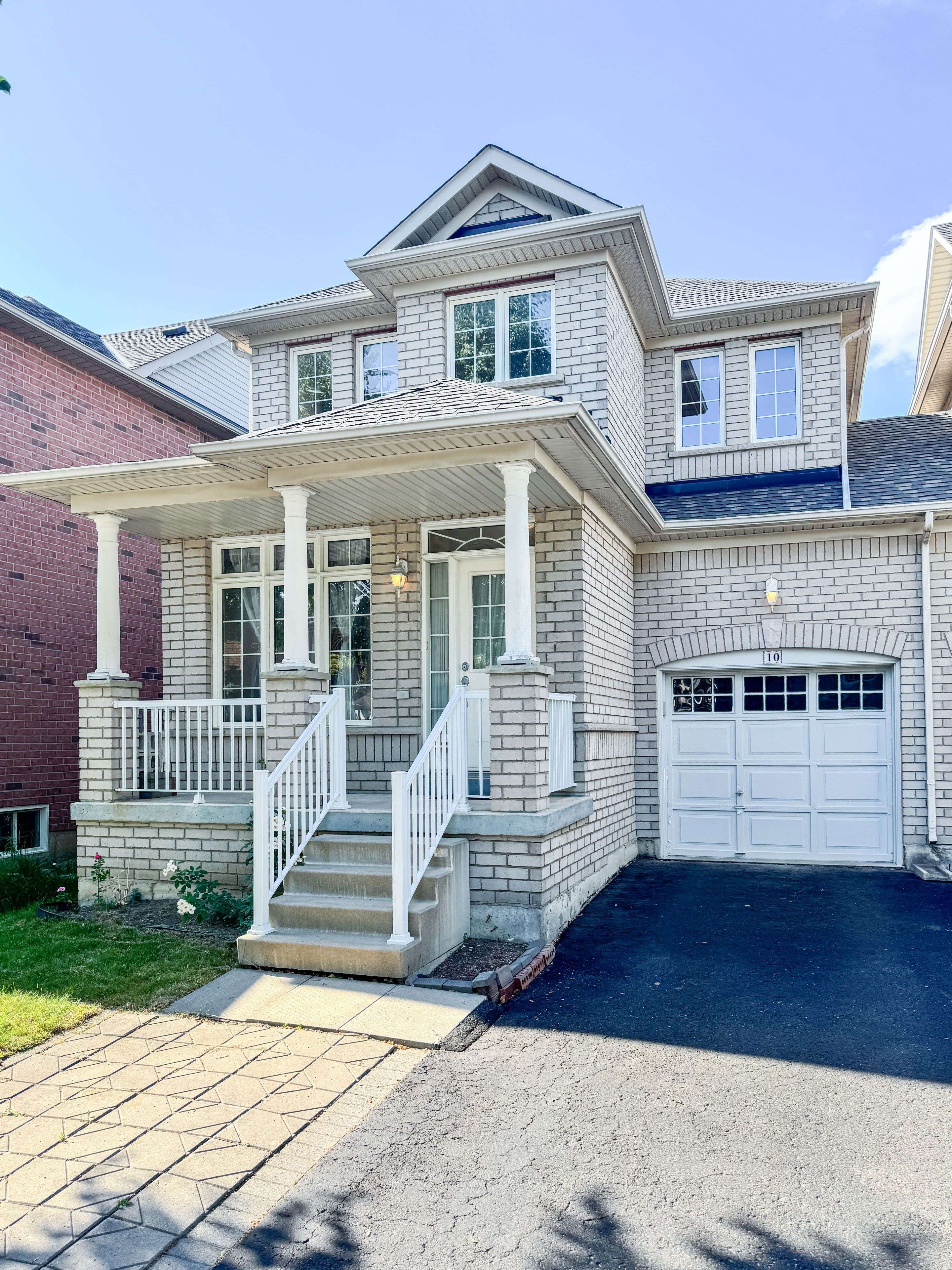 Markham, ON L6C 2Y6,10 Bartlett RD