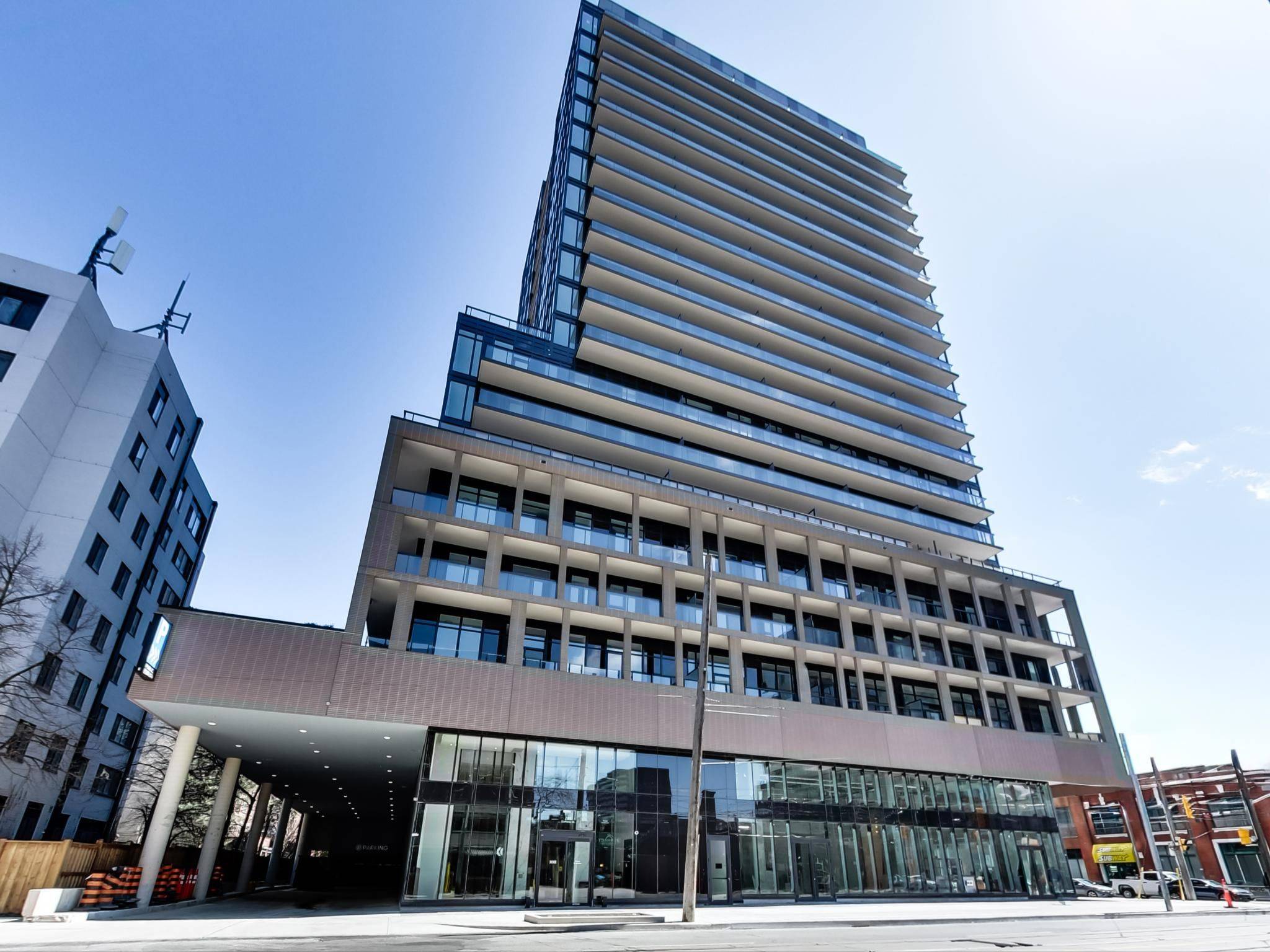 Toronto W01, ON M6K 0J2,285 Dufferin ST #1306