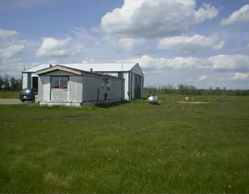 Rural Clearwater County, AB T0M 0X0,385057A RGE RD 4-3 ST