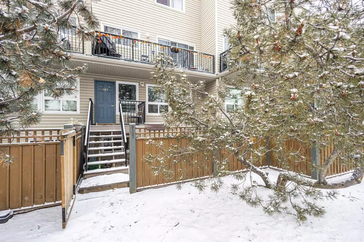 Calgary, AB T3A 2L8,3615B 49 ST NW #107