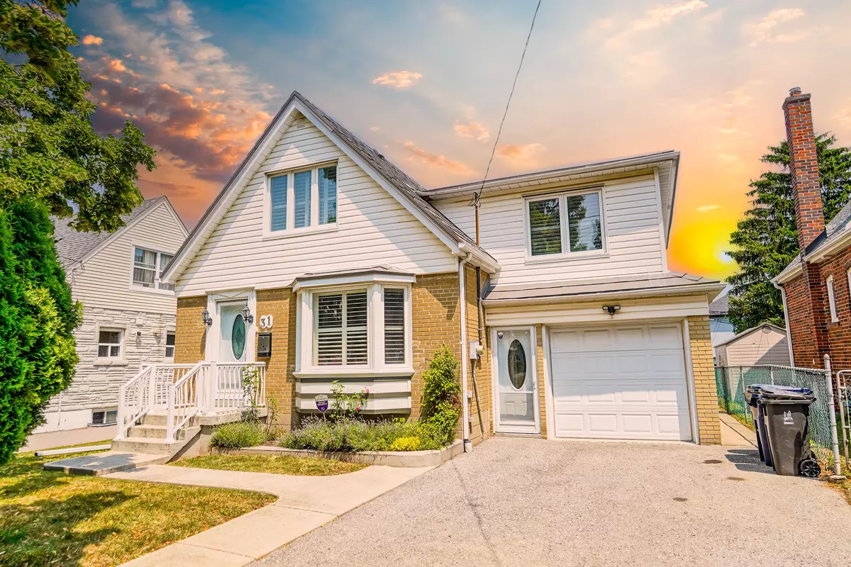 Toronto E04, ON M1P 1R8,31 Bergen RD