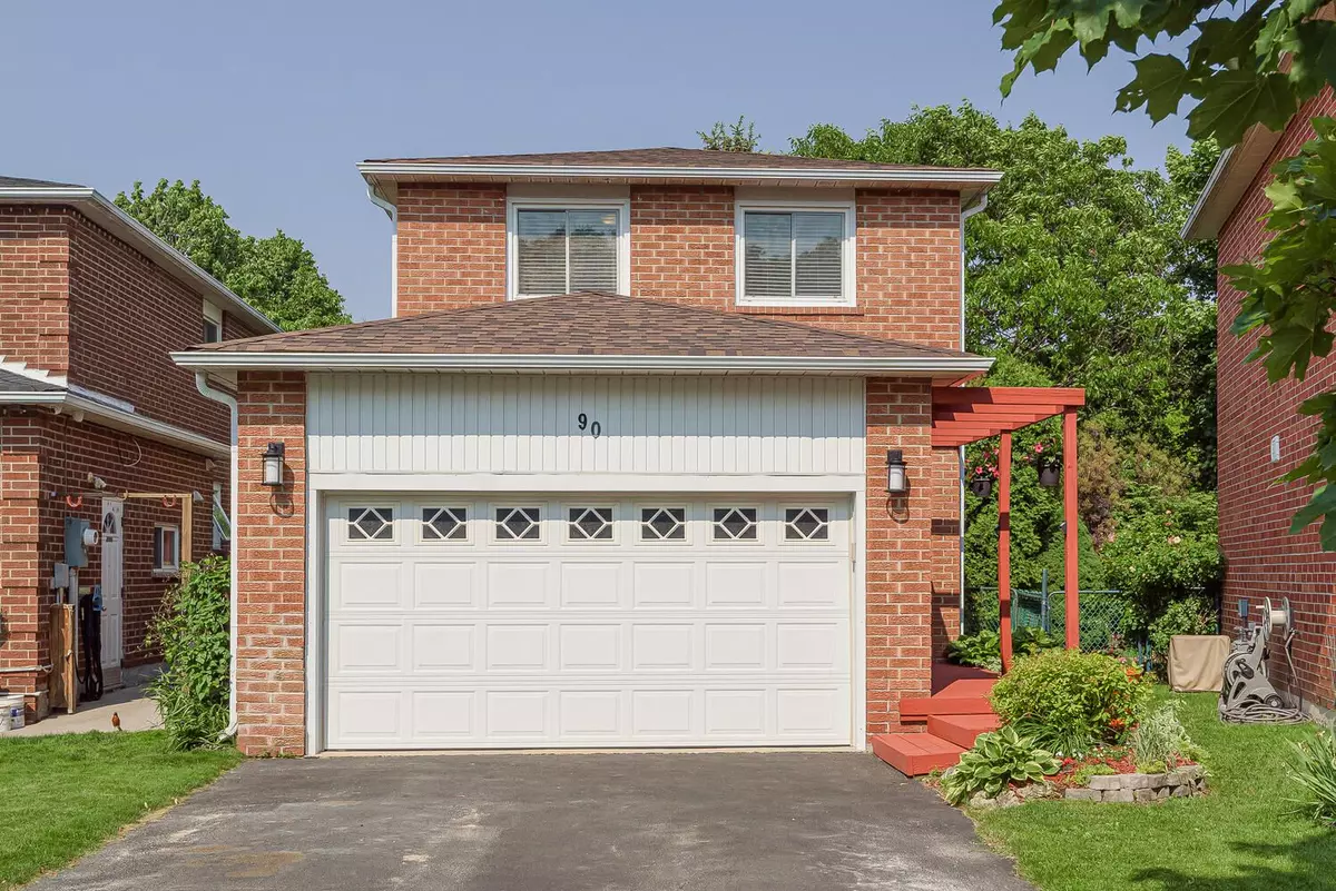Brampton, ON L6Z 1S6,90 Lakecrest TRL