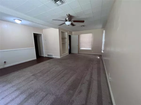 Fort Worth, TX 76111,3726 Selma Street