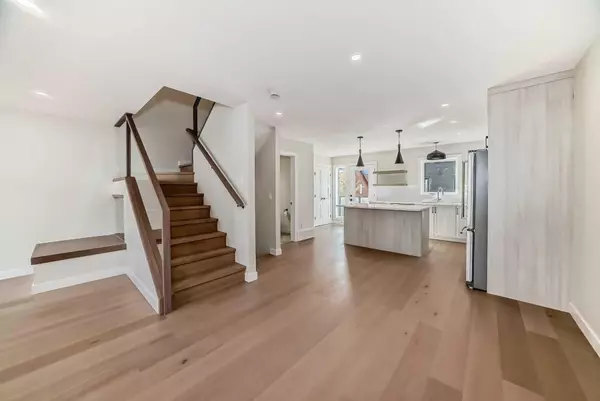 Canmore, AB T1W 1M4,1330 1st AVE #115