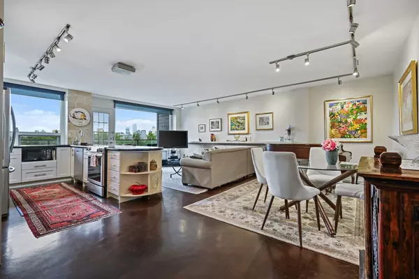 3204 Rideau PL SW #209, Calgary, AB T2S1Z2
