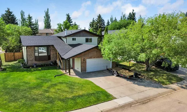 6301 41 AVE, Stettler, AB T0C 2L1