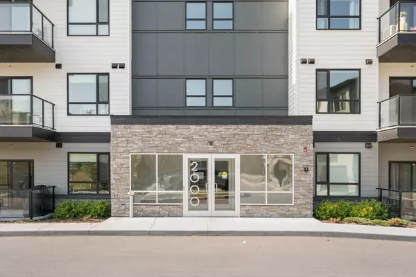 42 Cranbrook GDNS Southeast #2310, Calgary, AB T3M 3P9