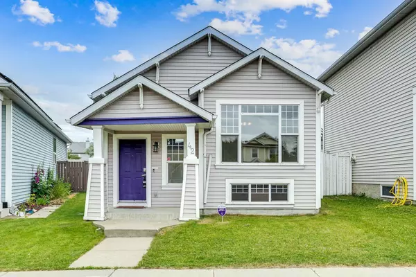 42 Inverness PL Southeast, Calgary, AB T2Z 3K4